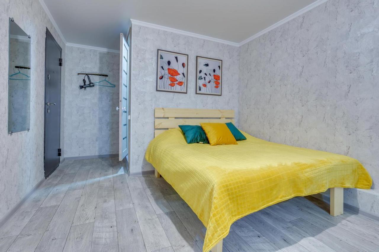 Yourhouse На Розыбакиева Утепова Недалеко От Меги Almaty Esterno foto