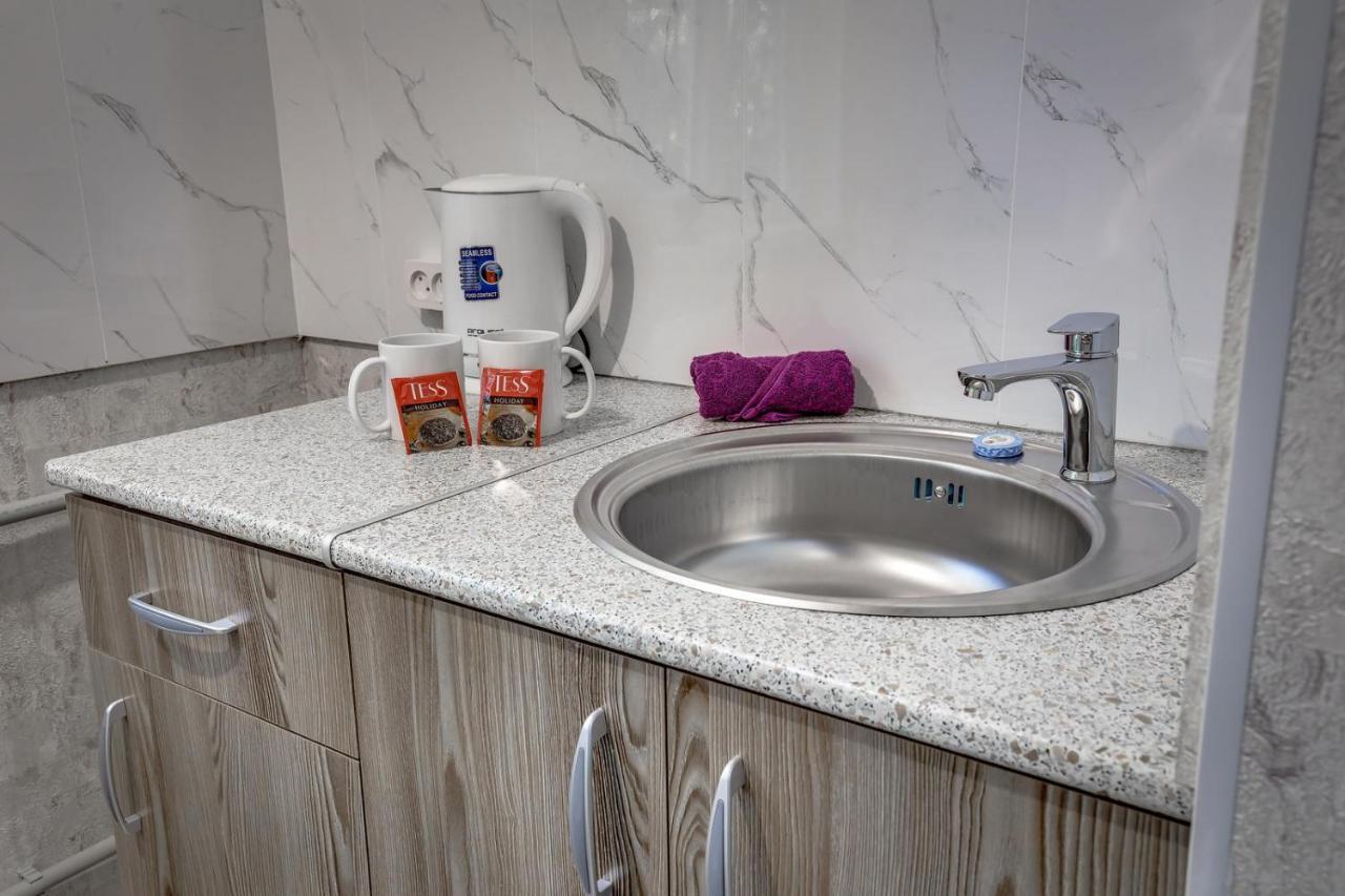 Yourhouse На Розыбакиева Утепова Недалеко От Меги Almaty Esterno foto