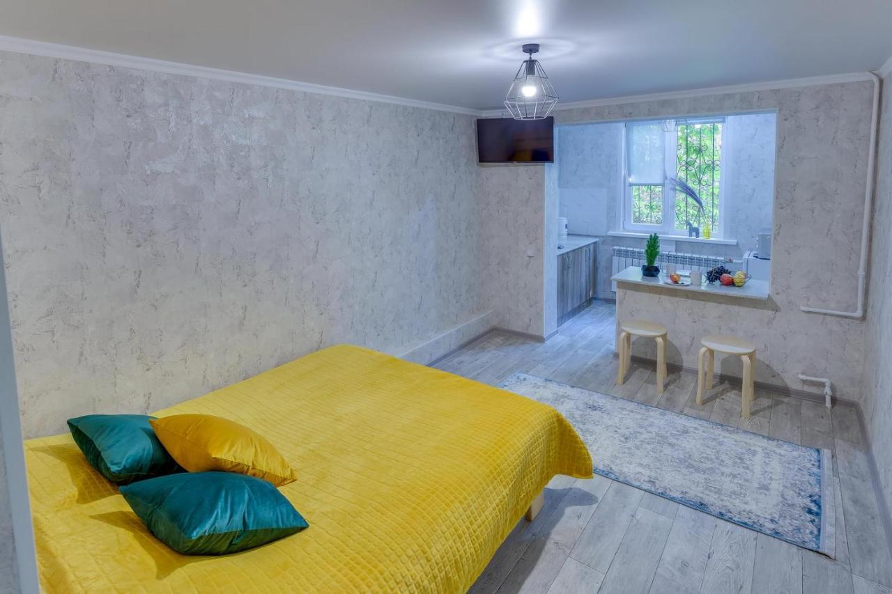 Yourhouse На Розыбакиева Утепова Недалеко От Меги Almaty Esterno foto