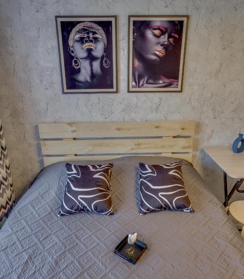 Yourhouse На Розыбакиева Утепова Недалеко От Меги Almaty Esterno foto