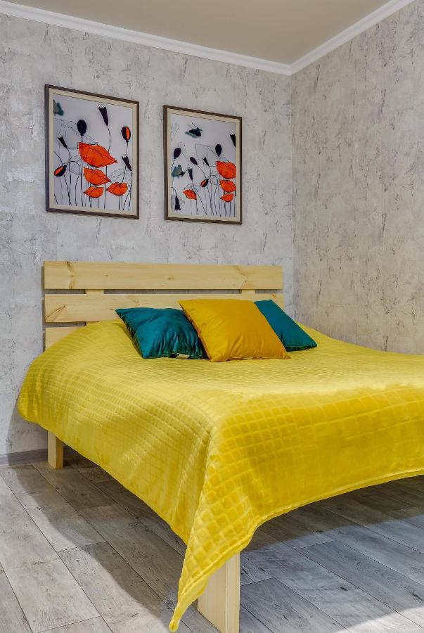 Yourhouse На Розыбакиева Утепова Недалеко От Меги Almaty Esterno foto