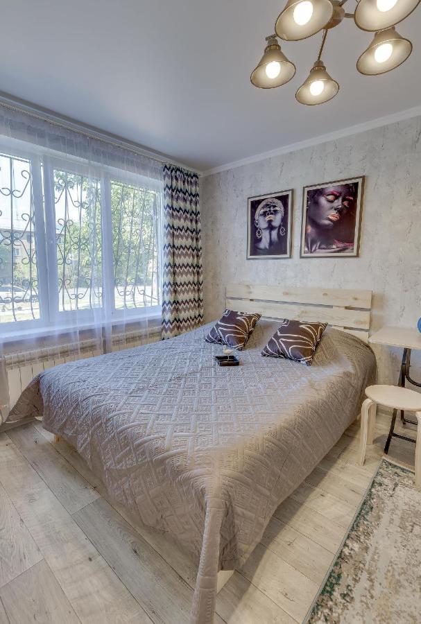 Yourhouse На Розыбакиева Утепова Недалеко От Меги Almaty Esterno foto