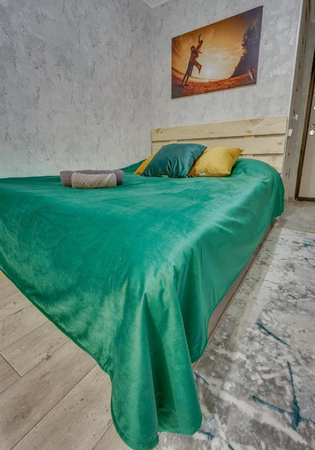 Yourhouse На Розыбакиева Утепова Недалеко От Меги Almaty Esterno foto
